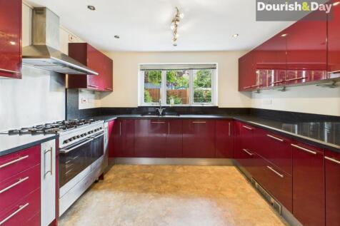 Fitted Kitchen