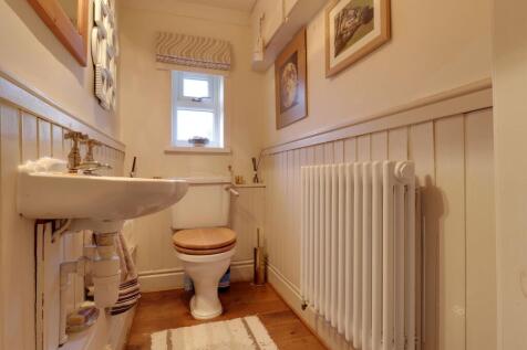 Downstairs Cloakroom