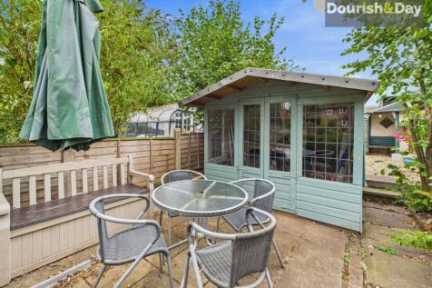 Summer House Patio