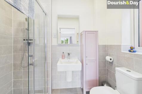 Bedroom One En-suite