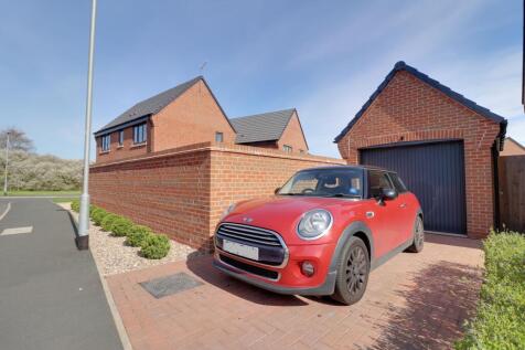 Driveway/Garage
