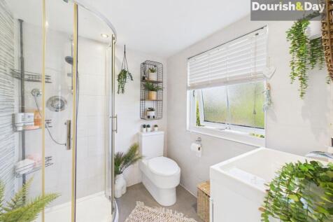Ensuite Shower Room