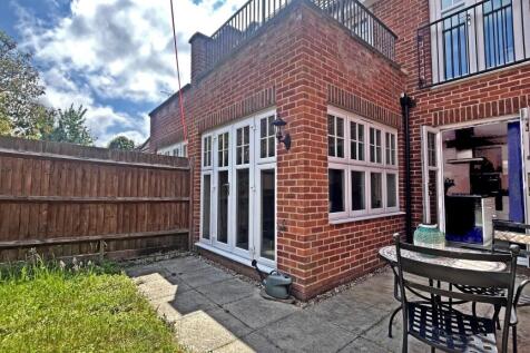 Property Image 28
