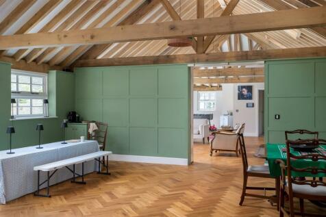 44 - Overbutterrow House - GL5 5BP - Web.jpg