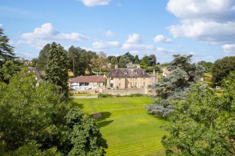 65 - Overbutterrow House - GL5 5BP - Web.jpg