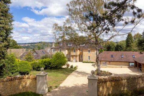 59 - Overbutterrow House - GL5 5BP - Web.jpg