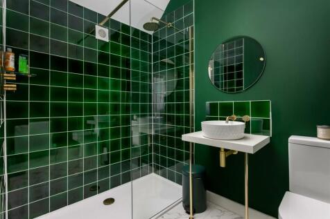41 - 3 Manor Farm Cottages - GL7 7AL - Web.jpg