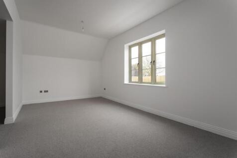 28 - Baddeley House - GL54 4NE - Web.jpg