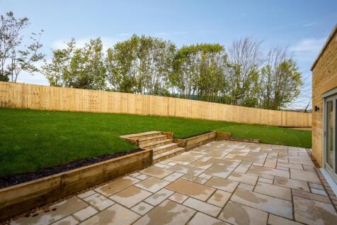 17 - Baddeley House - GL54 4NE - Web.jpg