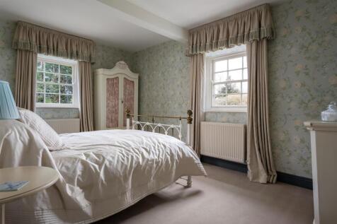 54 - Malt Cottage - GL7 5RY - Web.jpg