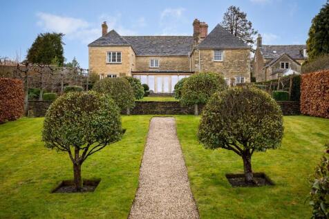 30 - Malt Cottage - GL7 5RY - Web.jpg