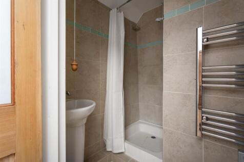 36 - Kates Cottage - GL54 3HE - Web - v2.jpg