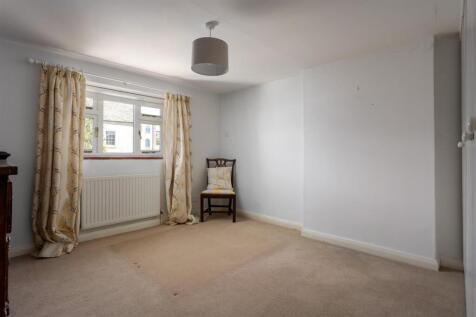 37 - Kates Cottage - GL54 3HE - Web - v2.jpg