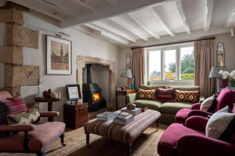 39 - Manor Farm - GL54 2ND - Web.jpg