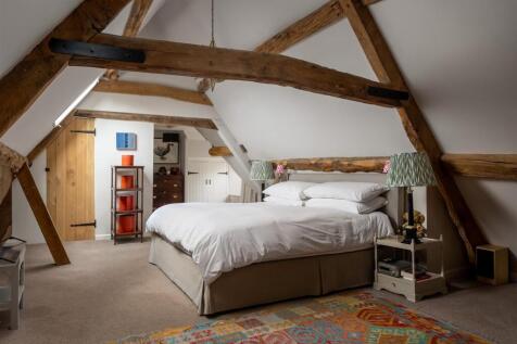 45 - Manor Farm - GL54 2ND - Web.jpg