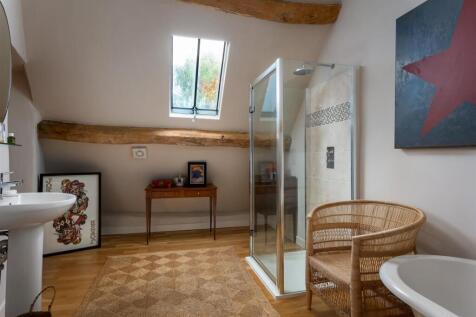 44 - Manor Farm - GL54 2ND - Web.jpg