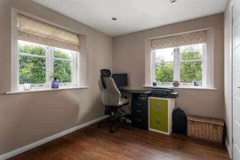 26 - Highfield House - GL54 4AA - Web.jpg