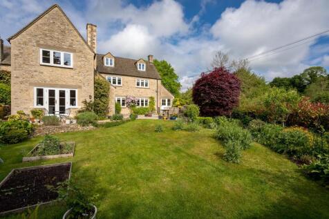 14 - Lavender Cottage - GL7 7AS - Web.jpg