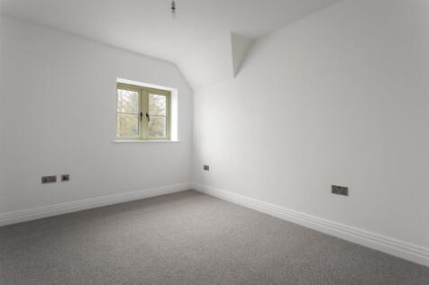 42 - Baddeley House - GL54 4NE - Web.jpg