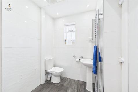 Downstairs Wet Room