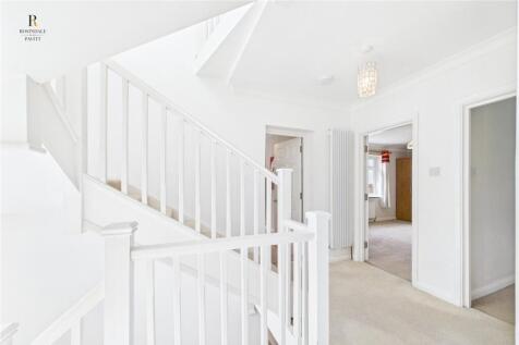 1st Floor Landing
