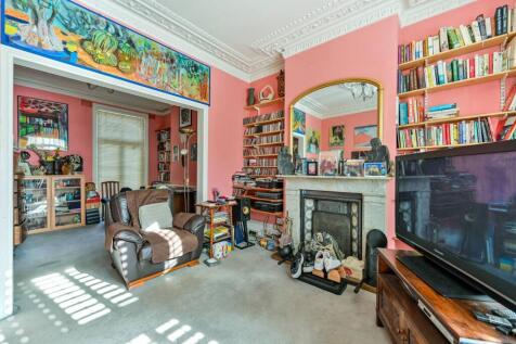 Property Image 4