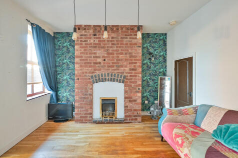 Dining Room/Sitti...
