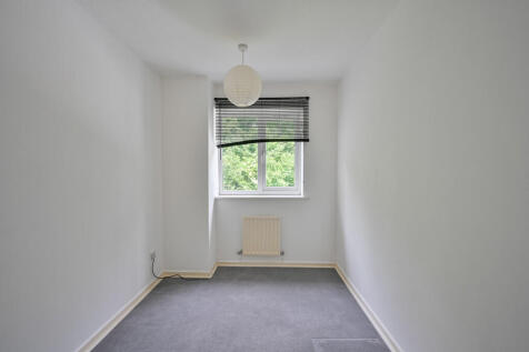 bedroom 2a