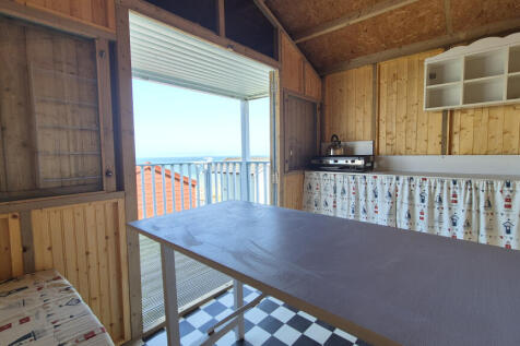 Beach Hut