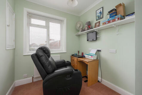 Bedroom/Office