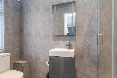 Bedroom One En-Suite