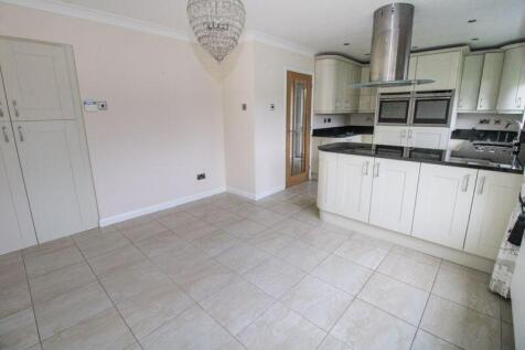 Kitchen/Dining Room (unfurnished)