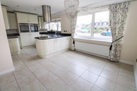 Kithcen/Dining Room (unfurnished)