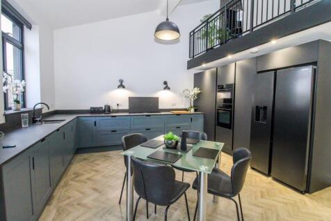 Kitchen/Dining/Living Space