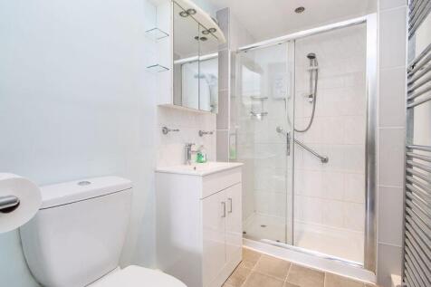Bedroom One En-Suite