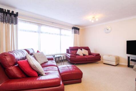 Lounge 3