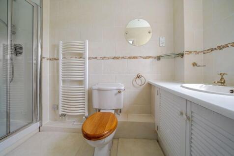 Bedroom One En-Suite