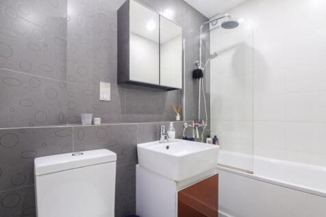 Bedroom One En-Suite