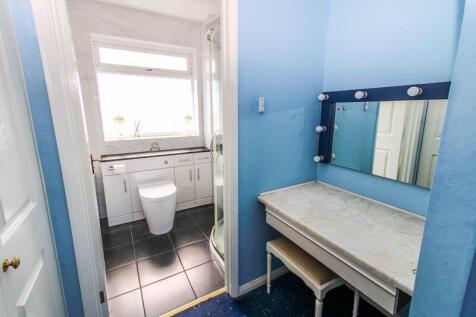 Dressing Area 