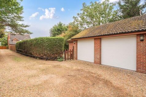 Double Garage 