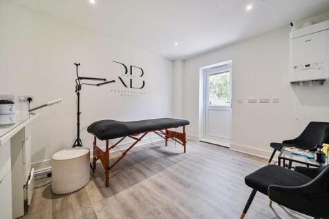 Beauty Room/Play Room