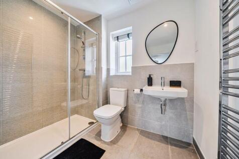 Bedroom One En-Suite