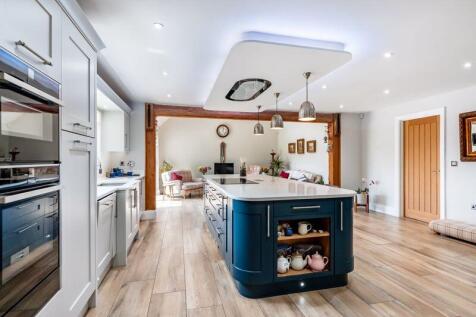 Kitchen/Breakfast/Family Room