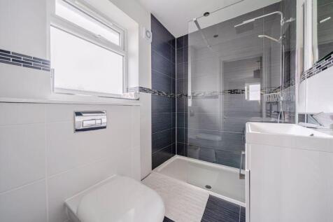 Bedroom Two En-Suite