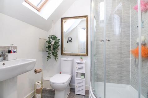 Bedroom One En-Suite