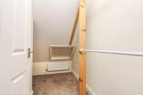 Bedroom One Walk In Wardrobe