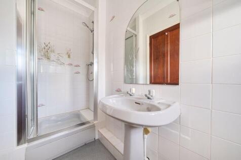 Bedroom One En-Suite