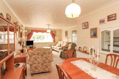 Living Room/Diner