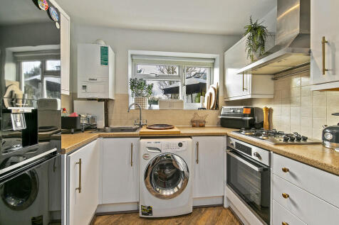 2, 263 Uxbridge R...