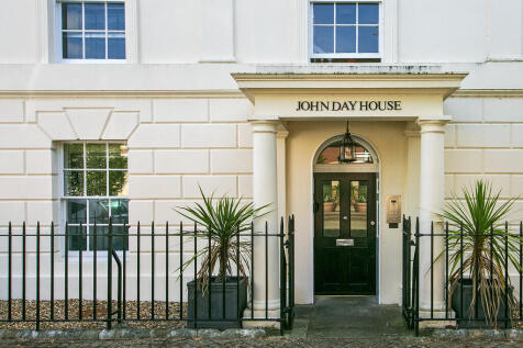 9 John Day House-...